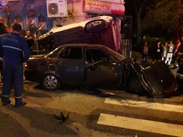 В Ставрополе в крупной аварии травмы получили три человека
